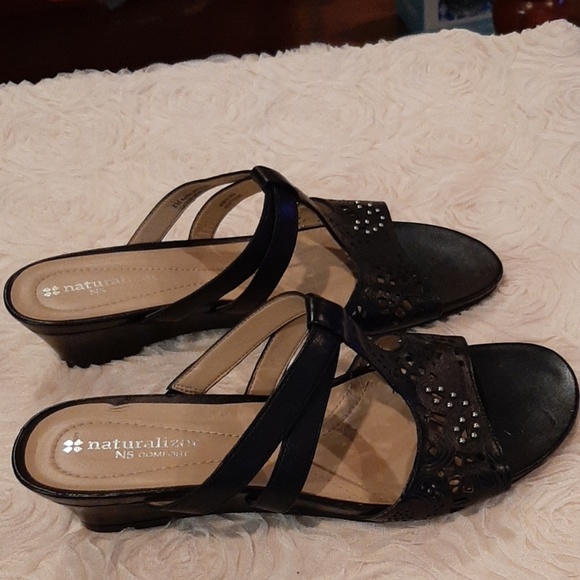 Naturalizer Shoes - 3/$19 Naturalizer Raisa w/ N5 contour technology